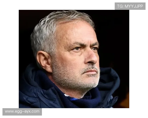 穆里尼奥执教风格引发热议:战术保守还是足球艺术? 穆里尼奥执教风格引发热议:战术保守还是足球艺术?